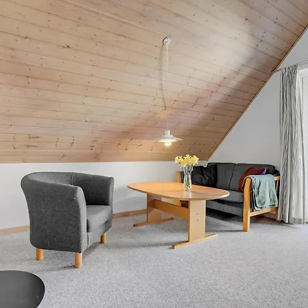 4 Bedroom Lovely In *