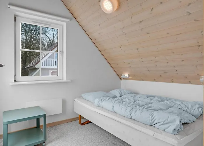 4 Bedroom Lovely In 度假居 加斯庭